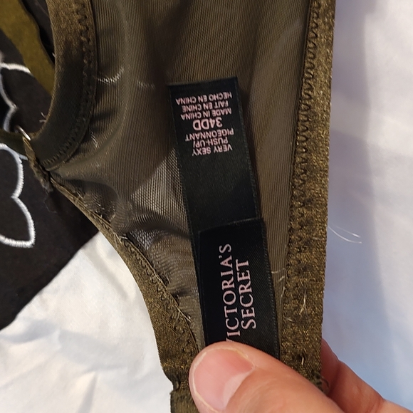 💕GUC Victoria's Secret Very Sexy Push Up Underwire Bra, Olive Green, 34DD - Picture 7 of 10